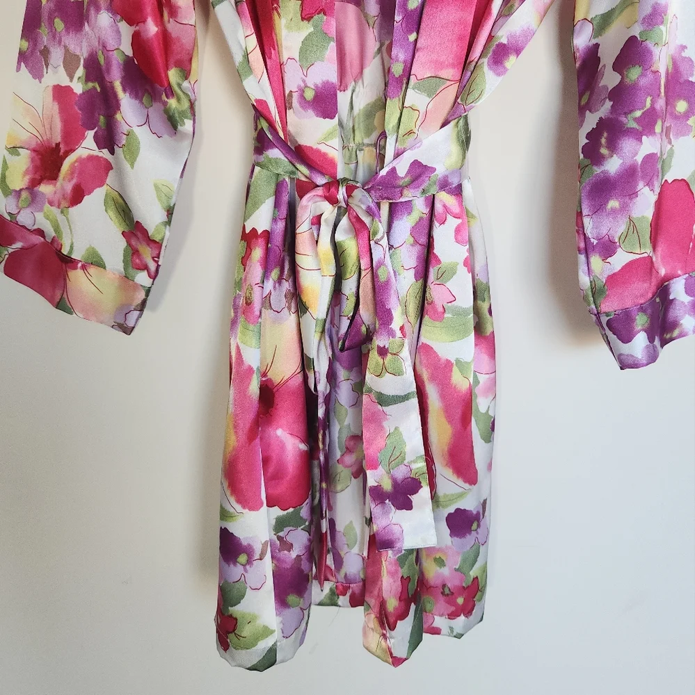 Morgan Taylor Floral Robe
